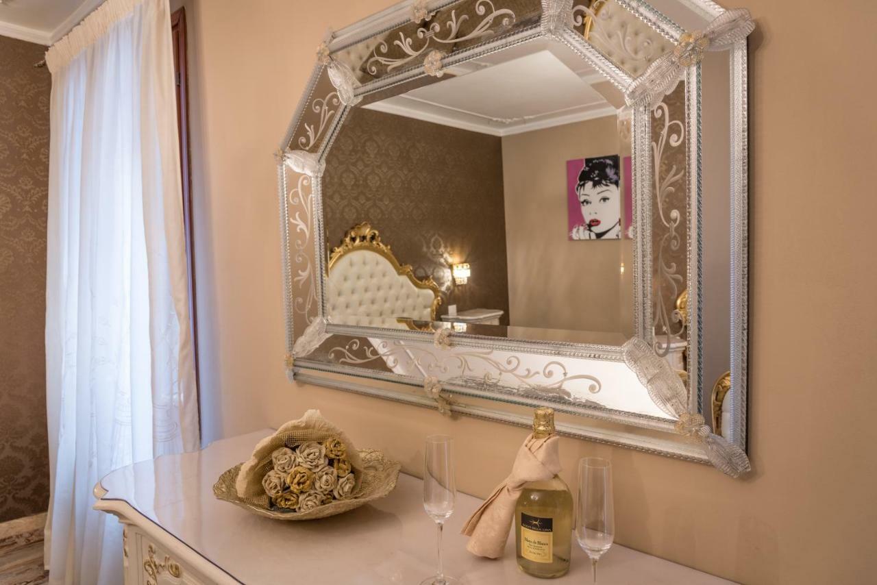 Ca' Del Cinema B&B Venecia Exterior foto